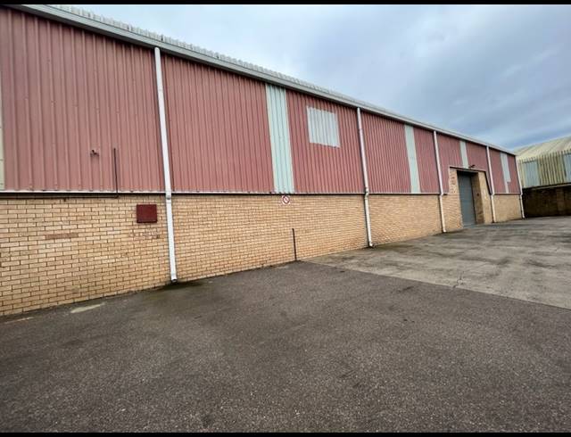 1,530M² WAREHOUSE FOR SALE IN WATERFALL